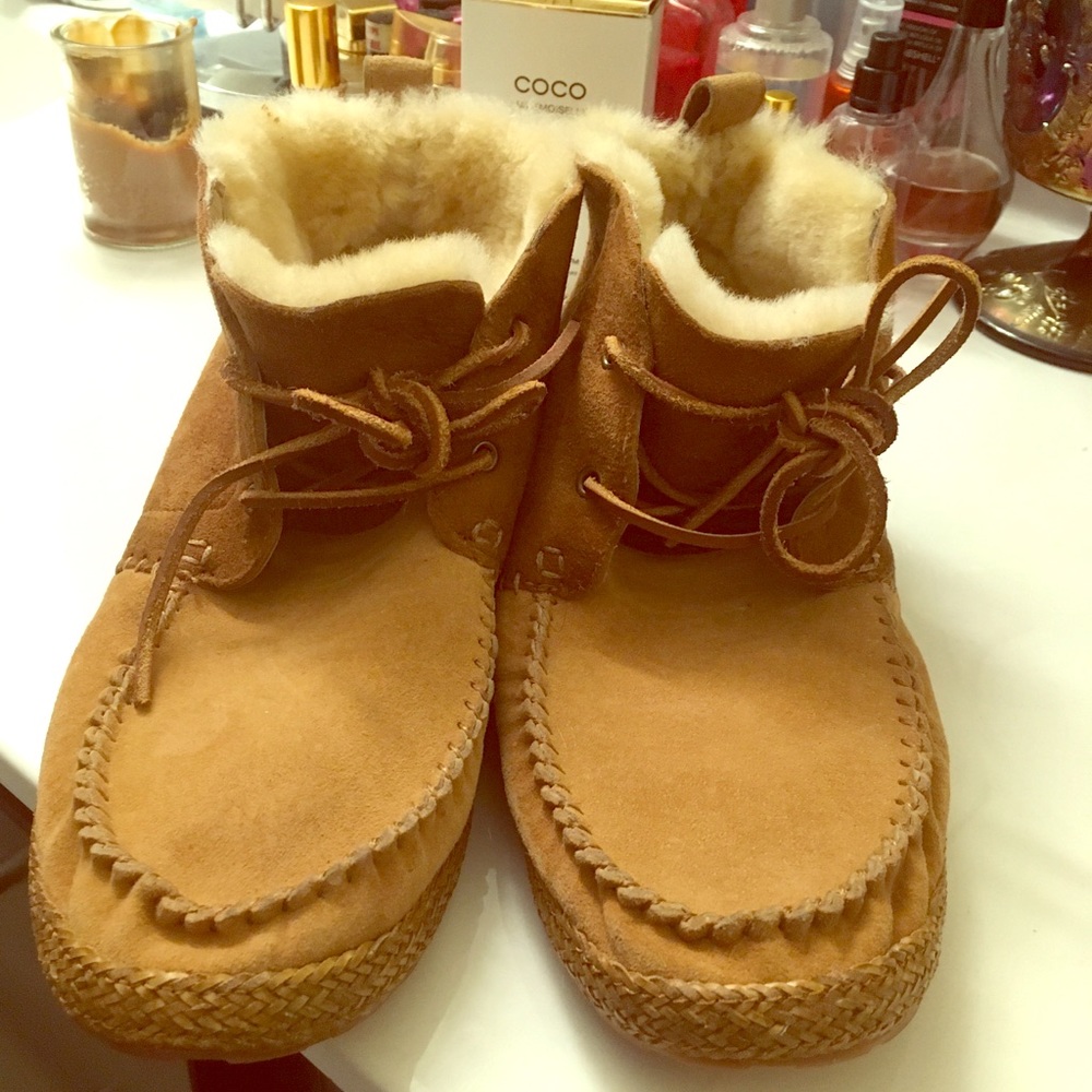 Two tone brown and tan women’s size 12 UGG boots.